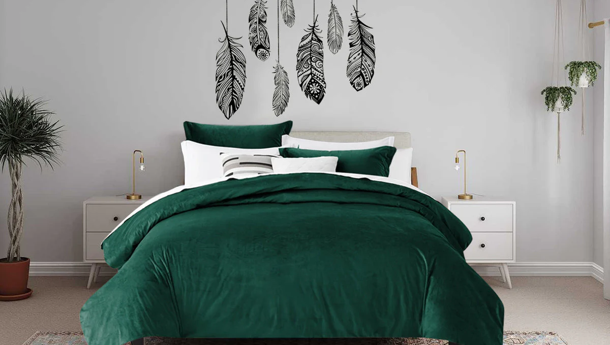 What Makes Velvet Bedding Feel More Luxurious Than Standard Fabrics