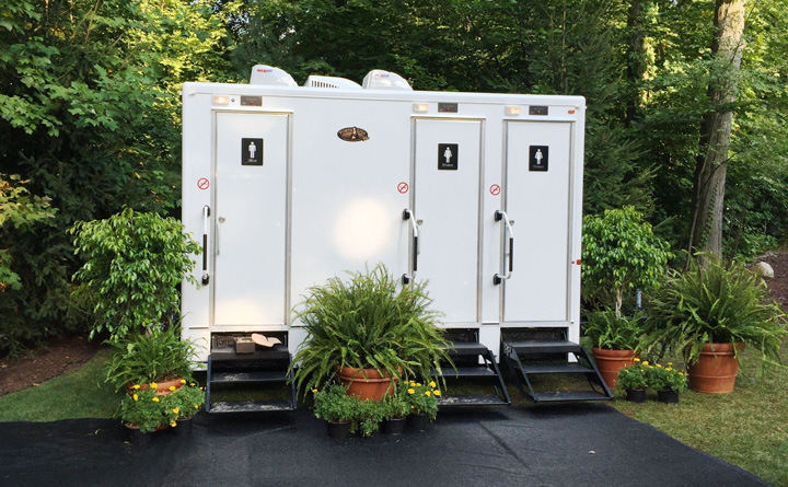 Luxury Restroom Trailers